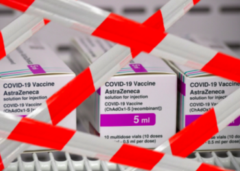 Il negazionismo e il complottismo del vaccino a tutti i costi