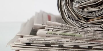 AstraZeneca: quando l’informazione scorre più veloce del vaccino 