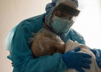 Covid: la caduta degli idoli della scienza e della tecnica ci renda più umani