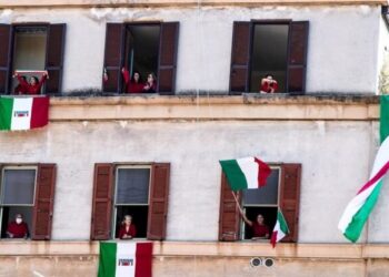 Il 25 aprile con la museruola