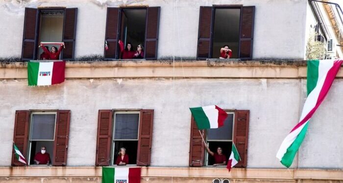 Il 25 aprile con la museruola