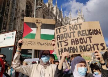 Bologna, Firenze, Napoli, Trento, Imperia e tante altre città in piazza per la Palestina