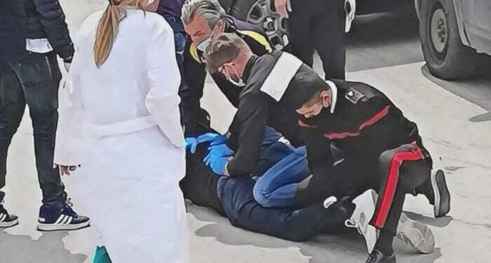 Fare il TSO ad un ragazzo che protesta è tradire la medicina