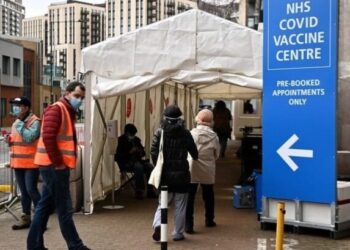 In UK efficacia del vaccino negli over 50 cala al 17%, lo dice il Ministero della Salute