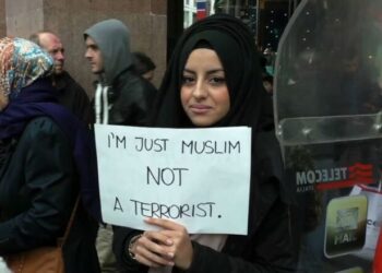 Fundraising del Progetto UCOII sull’Islamofobia, come contribuire