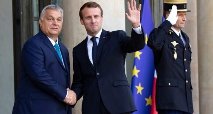 Divisi su tutto ma uniti contro i musulmani: le illogiche alleanze politiche in Europa