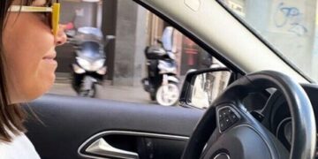Malika Chalhy: da paladina del DDL Zan al Mercedes comprato con le donazioni