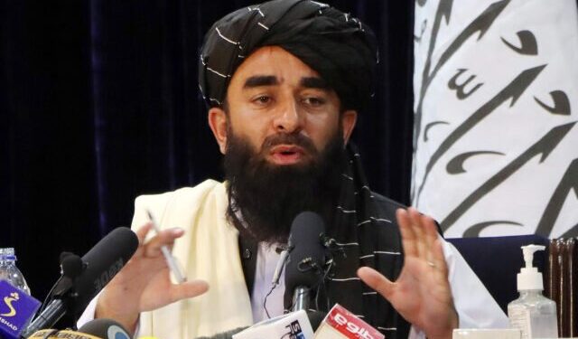 Tutto quello che han detto i Talebani nella prima conferenza stampa