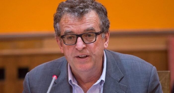 Il giurista Ugo Mattei: con il green pass non siamo più cittadini-L’INTERVISTA