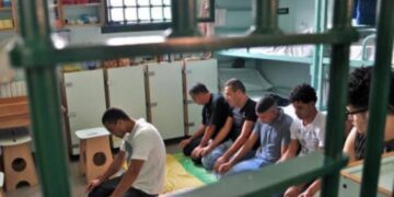 CoranoGratis dona 250 copie della traduzione alle carceri italiane