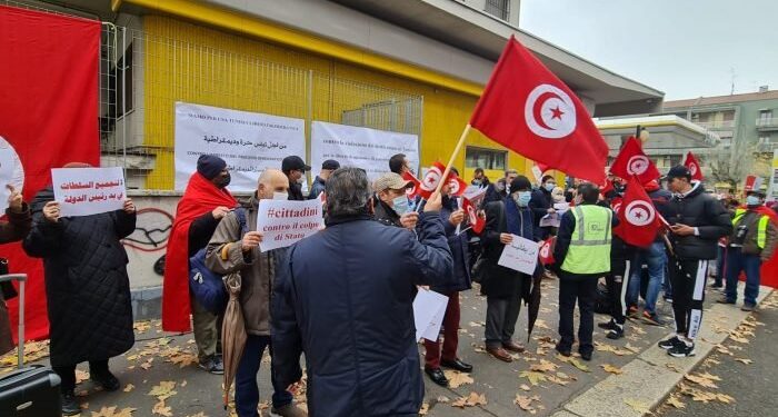 Il risveglio della diaspora tunisina: manifestazione per la democrazia a Milano