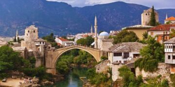 I minareti delle montagne: il libro che racconta l’Europa Islamica