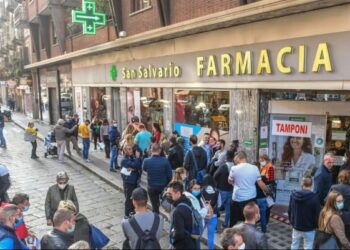 Il Natale è salvo ma Capodanno non sta tanto bene