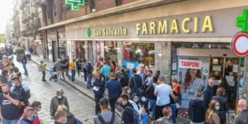 Il Natale è salvo ma Capodanno non sta tanto bene