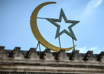 Il ministro dell’interno francese chiude la Grande Moschea di Beauvais