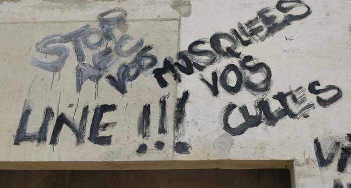 Continuano gli attentati anti-islamici in Francia istigati dalla TV