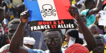 Tra Francia e Mali è crisi profonda: come si è arrivati all’espulsione dell’ambasciatore