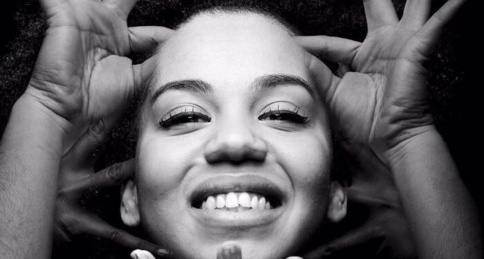 Ofelia Omoyele Balogun e i Corpi Barricati a teatro