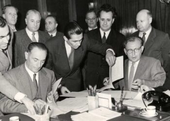 Mattei trattava coi sovietici per l’autonomia energetica, ora abbiamo Di Maio