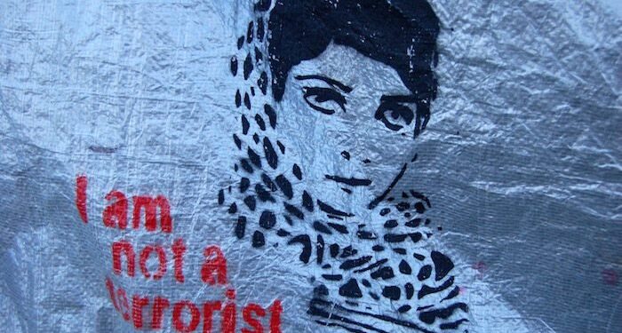 Prevent il progamma di sorveglianza sui musulmani britannici viola i diritti umani