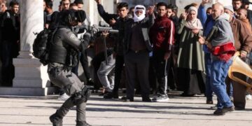 Israele insanguina Al Aqsa a Ramadan