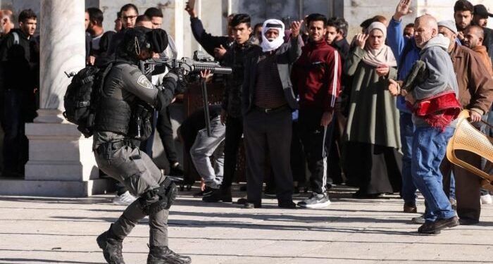 Israele insanguina Al Aqsa a Ramadan