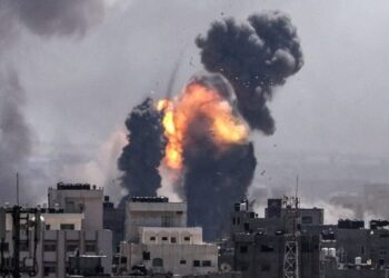 Dopo l’attacco ad Al Aqsa Israele bombarda Gaza