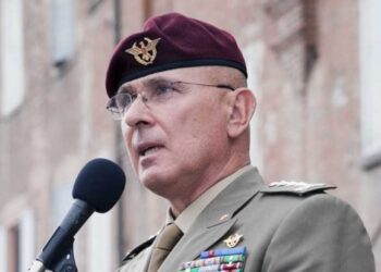 Giacalone contro i ceceni ma il generale Bertolini lo stoppa: fastidiosamente razzista