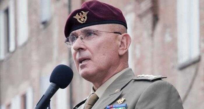 Giacalone contro i ceceni ma il generale Bertolini lo stoppa: fastidiosamente razzista