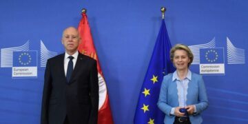 Golpe referendario in Tunisia: non abbiamo più democrazia da esportare