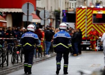 Terrorismo di matrice razzista a Parigi: tre le vittime e vari feriti in condizioni critiche