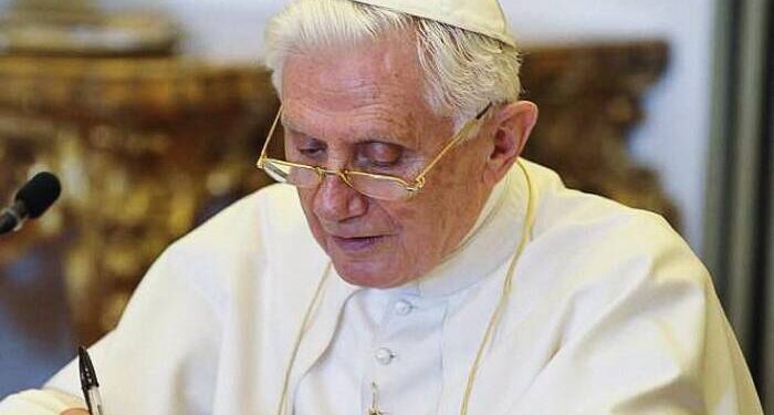 Bendetto XVI: il Papa della tradizione contro il relativismo morale