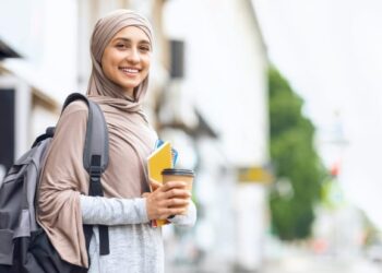 Dall’esotismo al protagonismo: urge una politica comunitaria per l’educazione islamica in italiano 