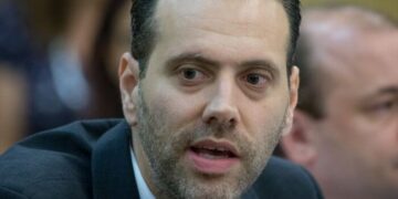 Israele tenta di sopprimere la verità sull’occupazione: censurati i due documentari critici ‘H2: Occupation Lab’ e ‘Two Kids a Day’