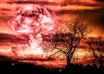 Le conseguenze infinite dei test nucleari francesi nel Sahara: una vergogna mai affrontata