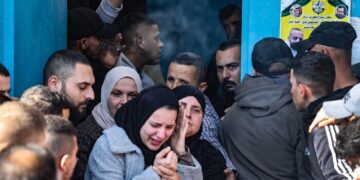 Il massacro di Jenin: almeno 9 Palestinesi uccisi da raid israeliano e 20 i feriti