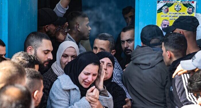 Il massacro di Jenin: almeno 9 Palestinesi uccisi da raid israeliano e 20 i feriti