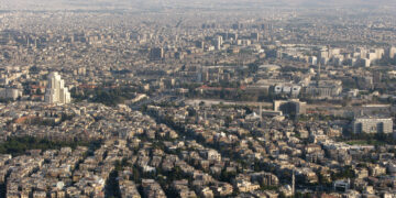 Israele bombarda Damasco: 5 morti e 15 feriti