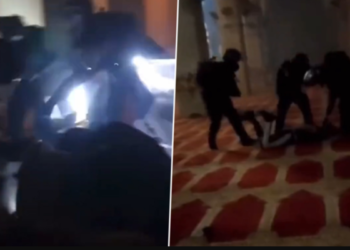 Violenza inaudita. Il video del raid sionista mentre brutalizzano i fedeli nella moschea di Al-Aqsa