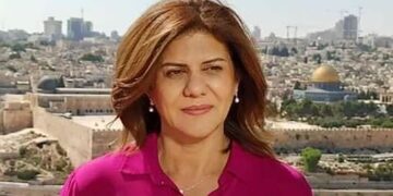 Speranza di giustizia per Abu Akleh: Al Jazeera denuncia il regime israeliano presso la Corte Penale Internazionale