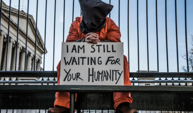 Danni collaterali: le guerre occidentali che generano terrorismo