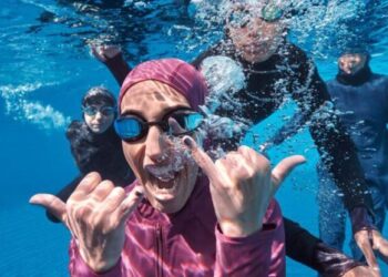 Un Party in piscina per sole donne e la leghista Tovaglieri dà di matto