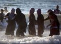L’attacco al burkini è un attacco alle donne