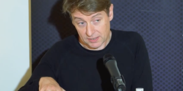 Censura senza precedenti: David Miller, l’accademico che lotta contro il potere e la propaganda sionista