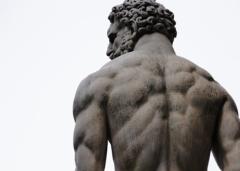 La guerra al padre è un attacco al divino che apre le porte del caos 