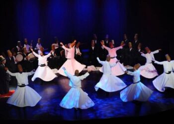 Il rituale dei dervisci rotanti arriva a Milano