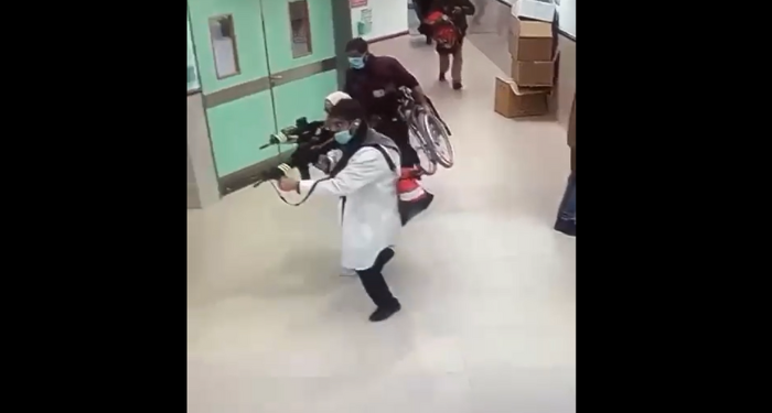 Commando israeliano compie assassinio extragiudiziario in ospedale a Jenin: 3 le persone uccise