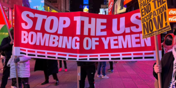 Proteste in America contro l’attacco allo Yemen e accuse da parte dei membri del Congresso: “Biden viola la Costituzione”