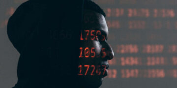 Dall’arresto per “radicalizzazione” all’abbandono: l’appello per salvare dal baratro un giovane italo-marocchino