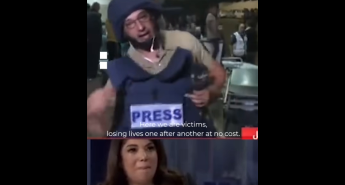 Il giornalista crolla, la conduttrice piange, e il mondo islamico di fronte allo schermo chiede la fine del vecchio mondo